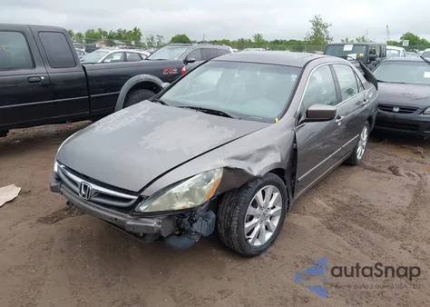 2007 Honda Accord 3.0 Ex z USA, uszkodzony, nr VIN 1HGCM668X7A017198